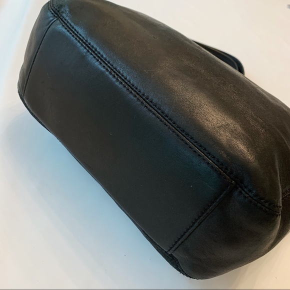 Michael Kors Soft Calf Leather Lillie Chain Tote Black Gold Hardware - Picture 4 of 11